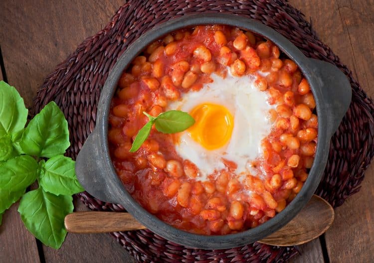 Baked Eggs With Beans