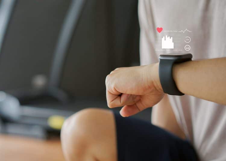 Smart Watch Monitoring Fitness